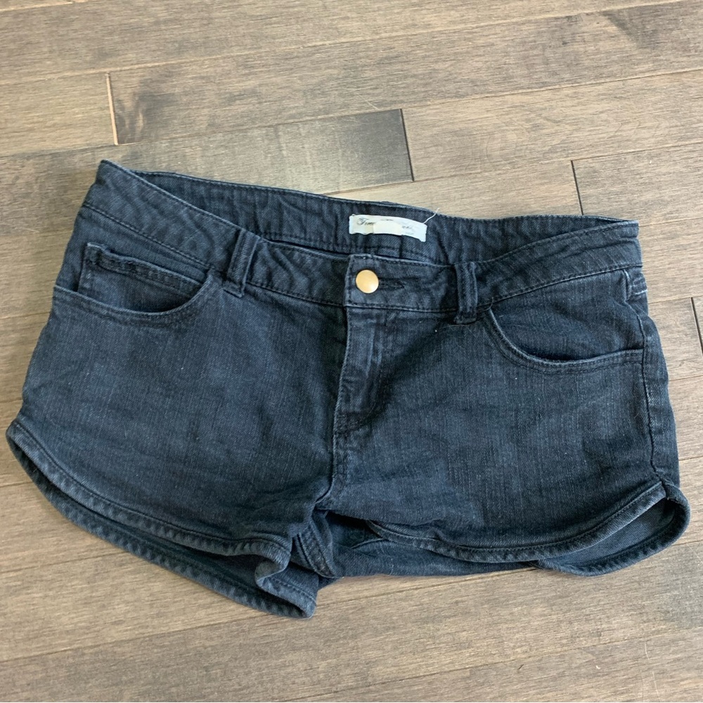 Forever 21 Dark Gray/Blue Jean Short Women’s 28